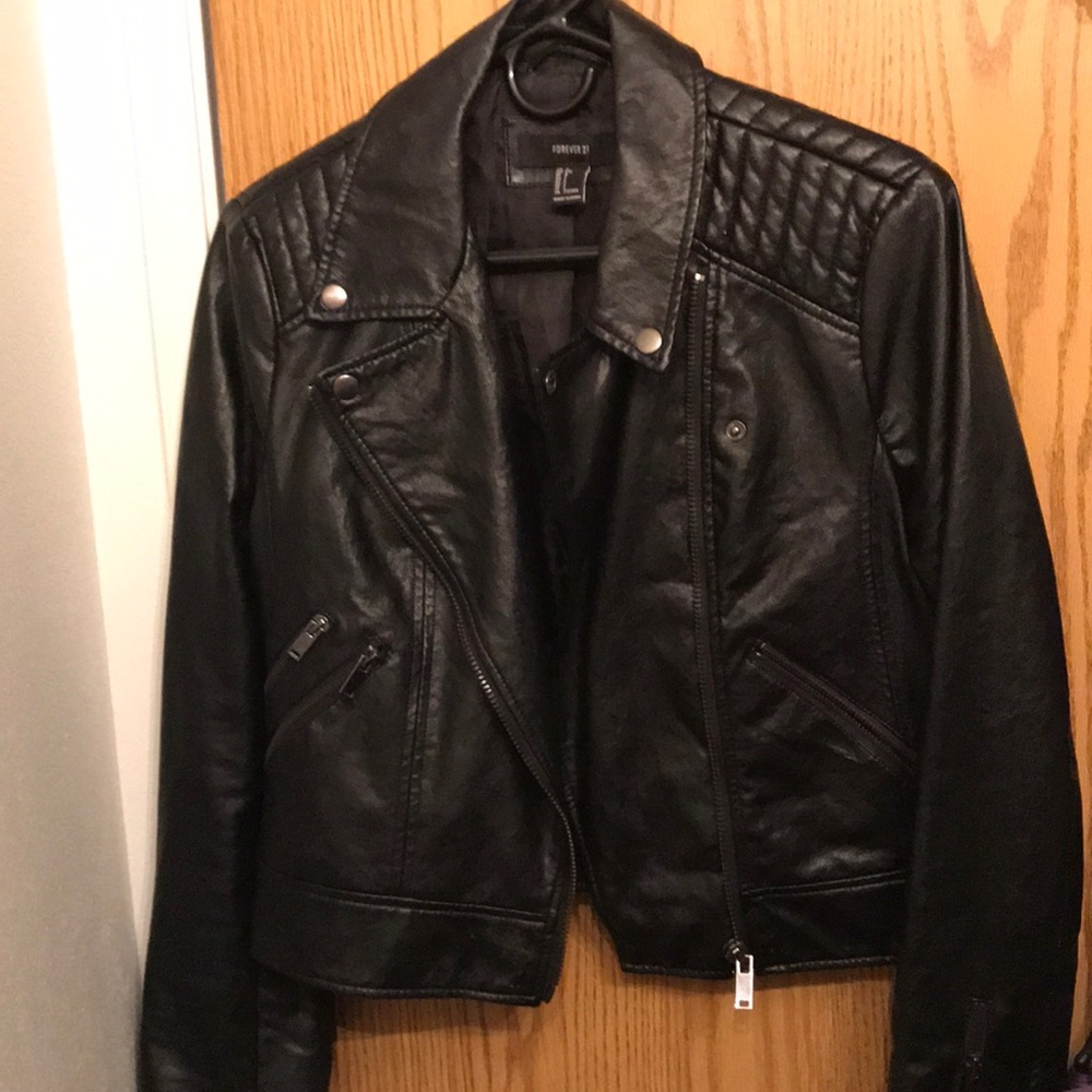 Forever 21 Leather Jacket L
